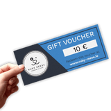 A hand is holding a 10 Euro RUBY REESE gift voucher